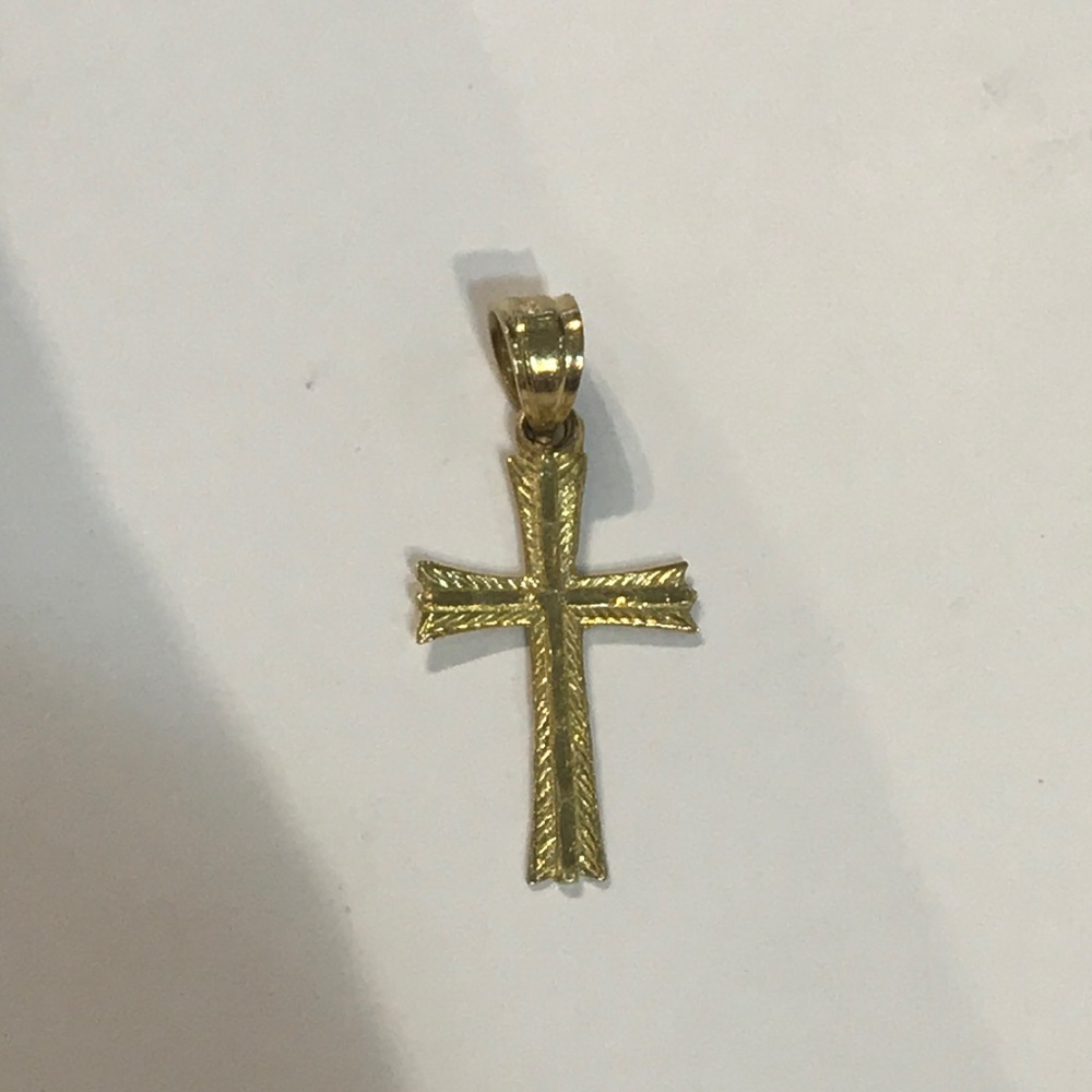 Small 14KT yellow gold cross pendant